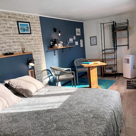 Le Clos Des Passiflores Пон Екстер'єр фото