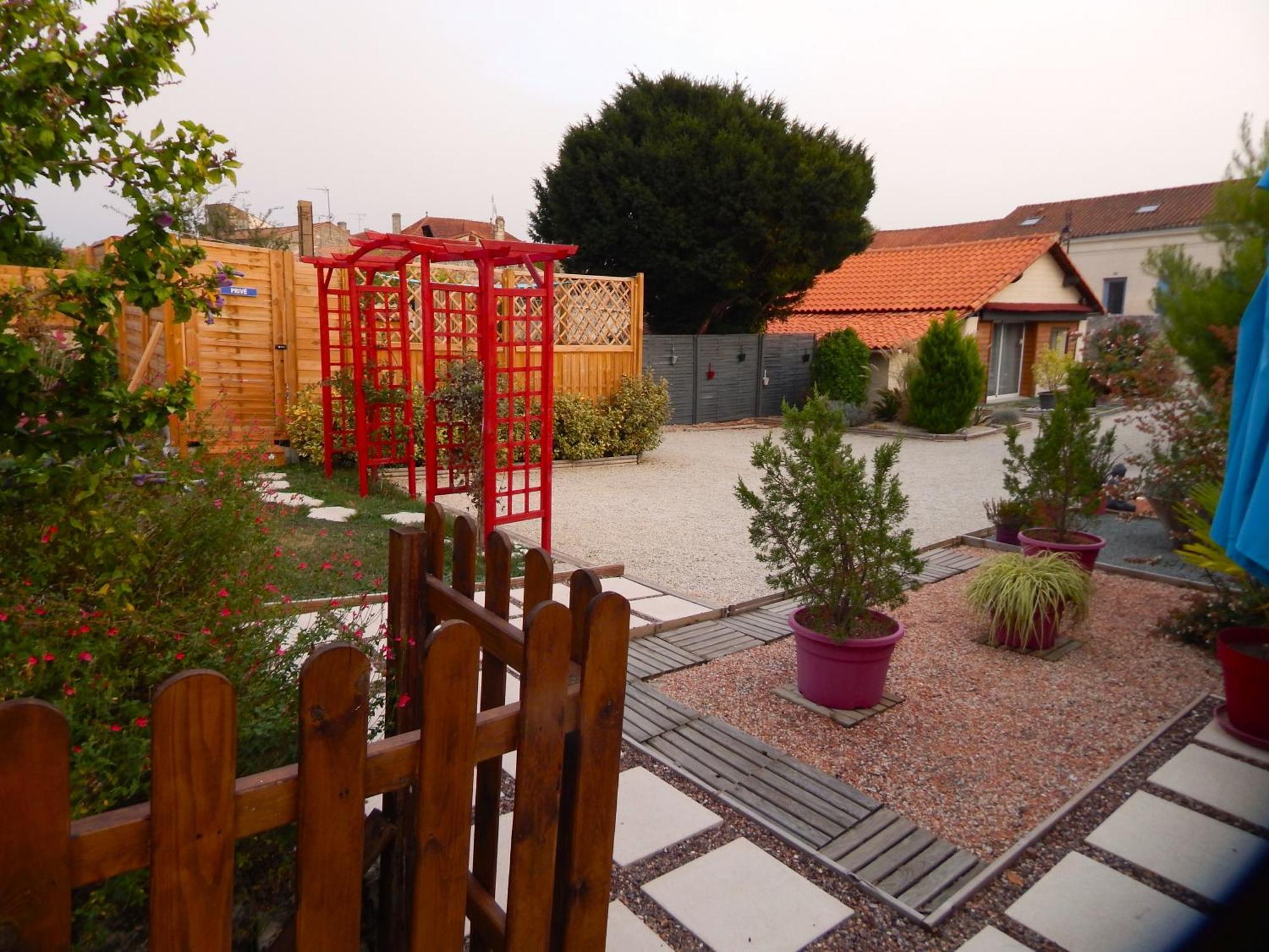 Le Clos Des Passiflores Пон Екстер'єр фото