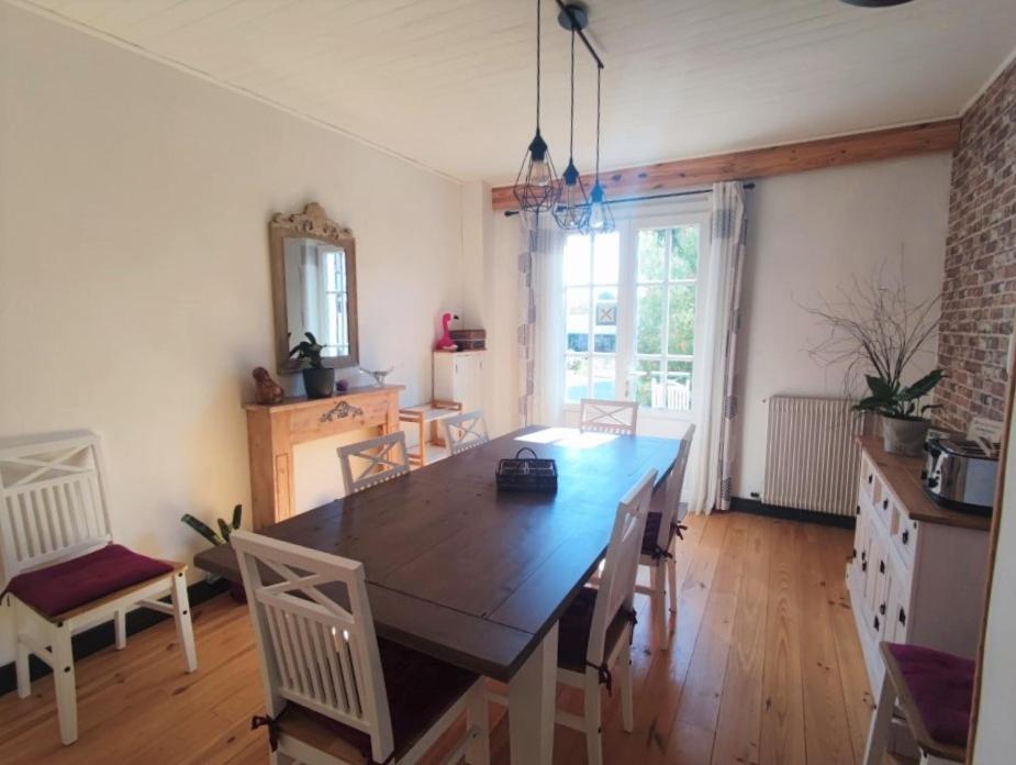 Le Clos Des Passiflores Пон Екстер'єр фото