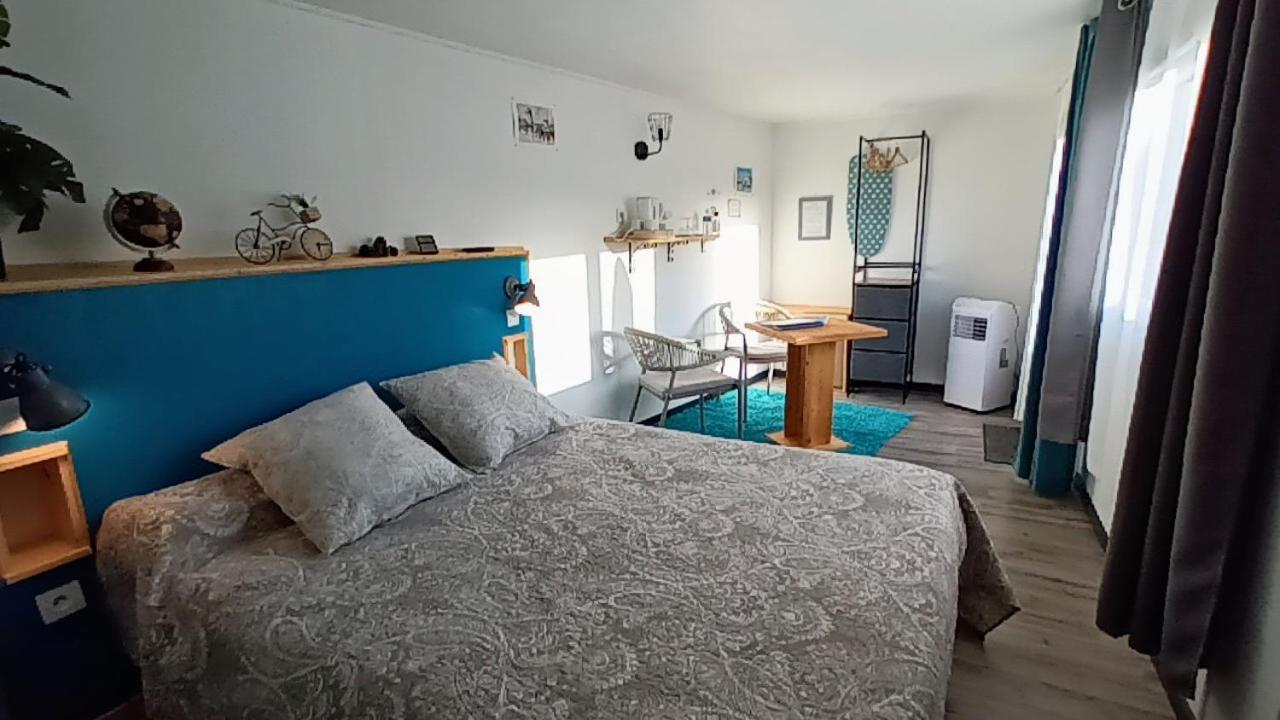 Le Clos Des Passiflores Пон Екстер'єр фото