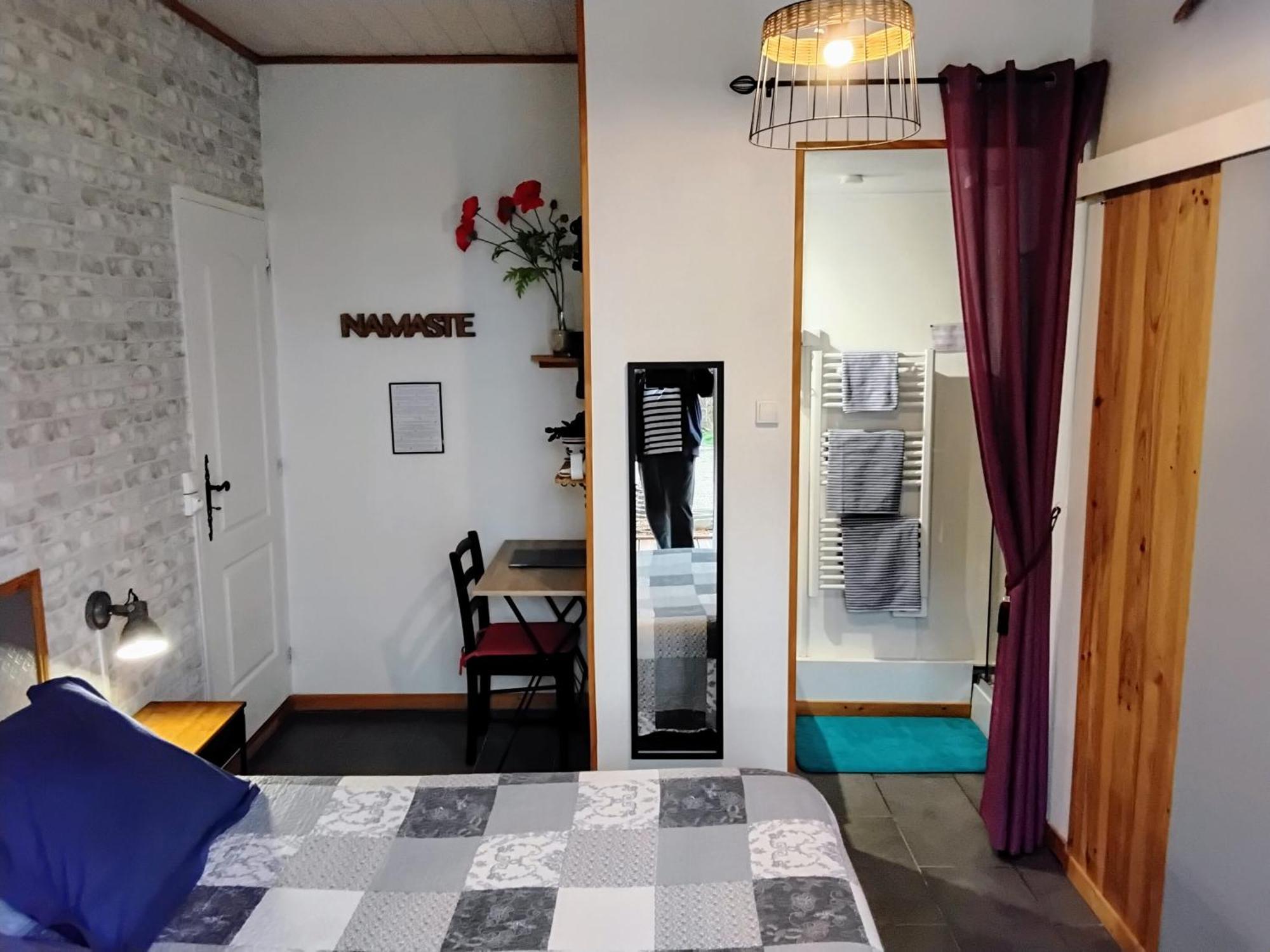 Le Clos Des Passiflores Пон Екстер'єр фото